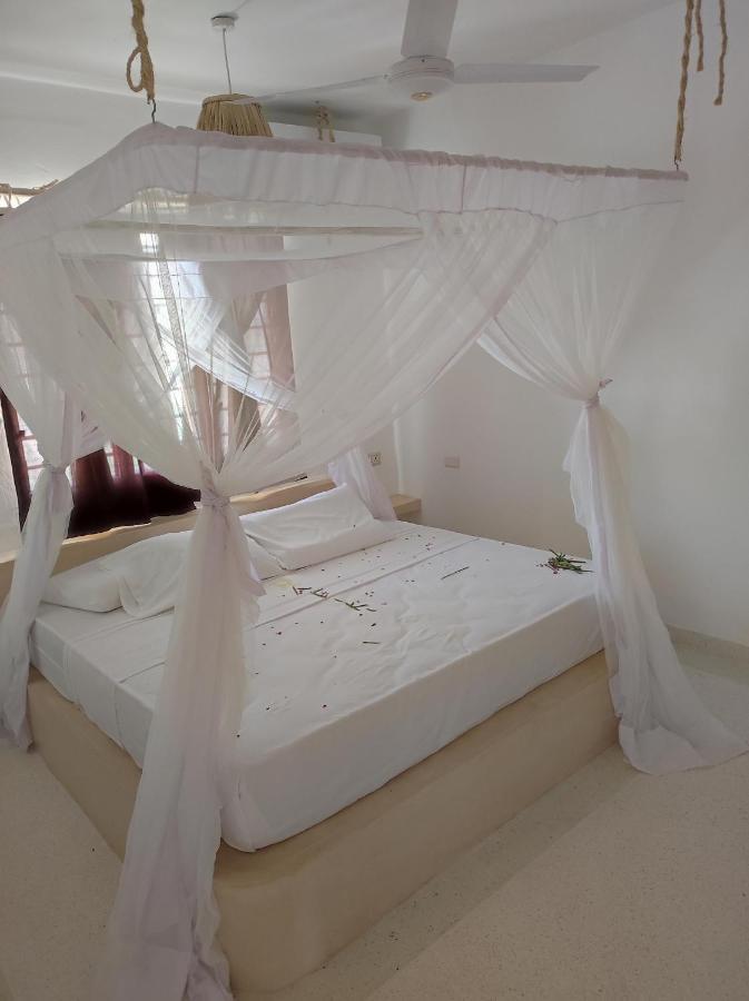 Ghelli House - Milele Resort Watamu Bagian luar foto